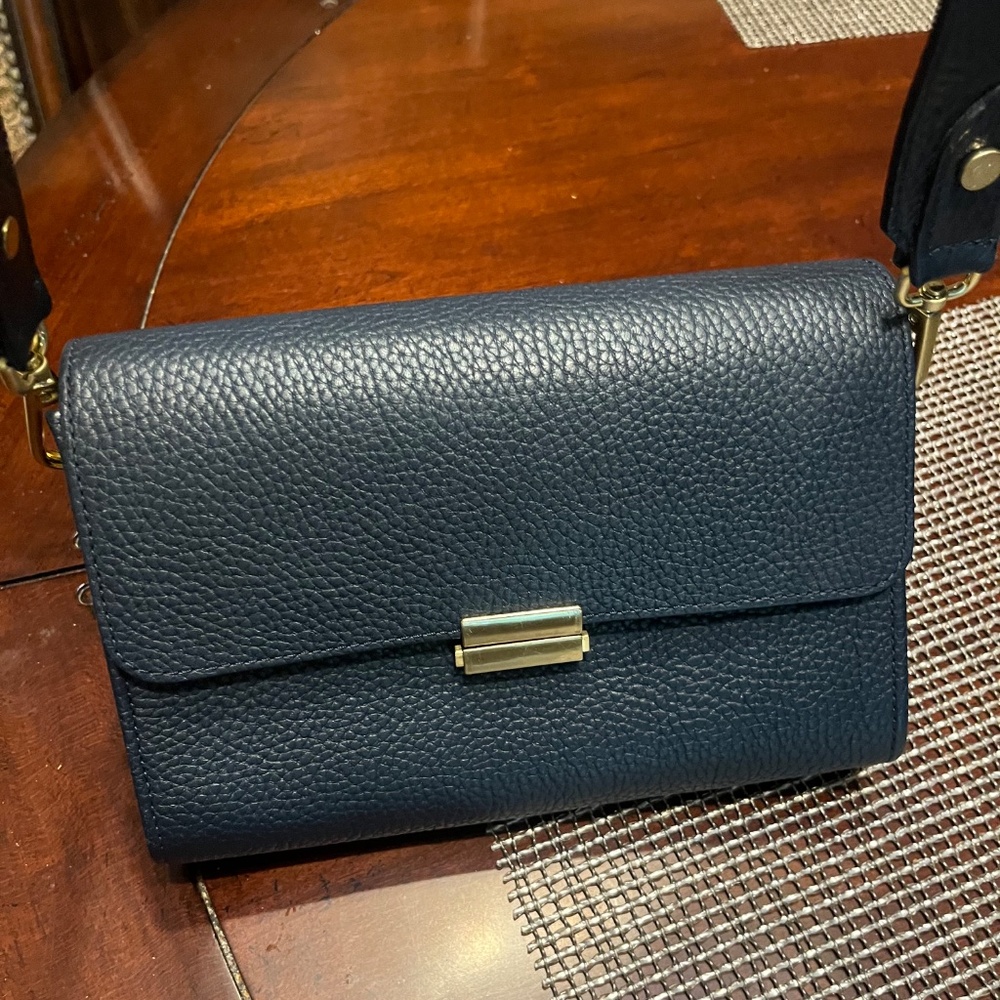 Gigi New York Leather Navy Shoulder/Crossbody Bag